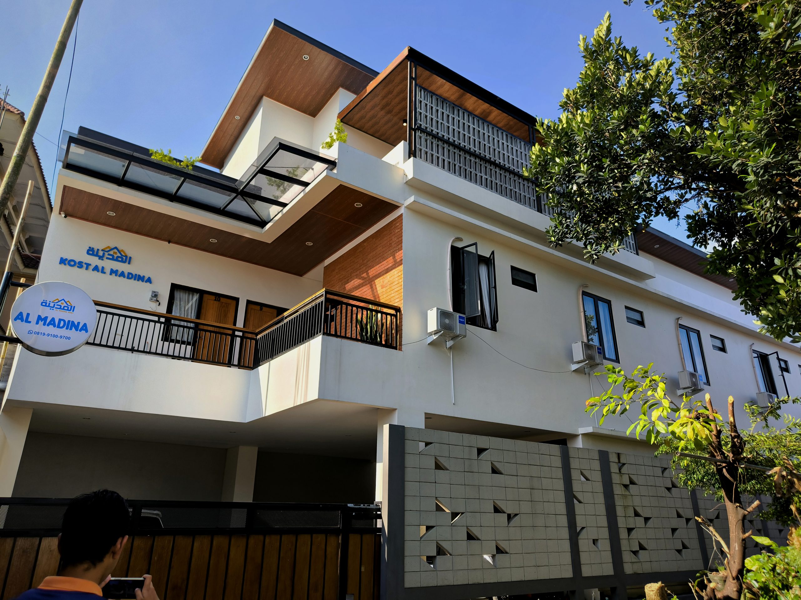 Kost Eksklusif Al Madina